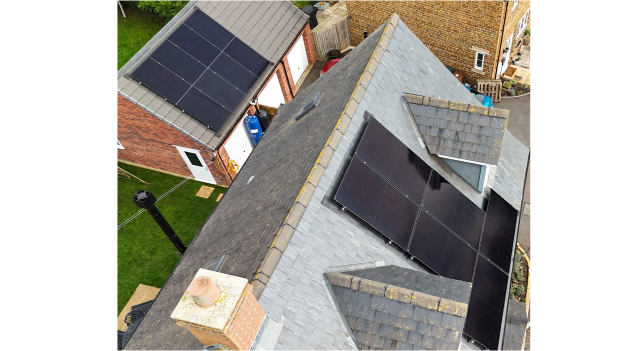 6.8kw AIKO Solar panels | EcoFlow 6kw hybrid | 10kWh batteries | OX16 1AR