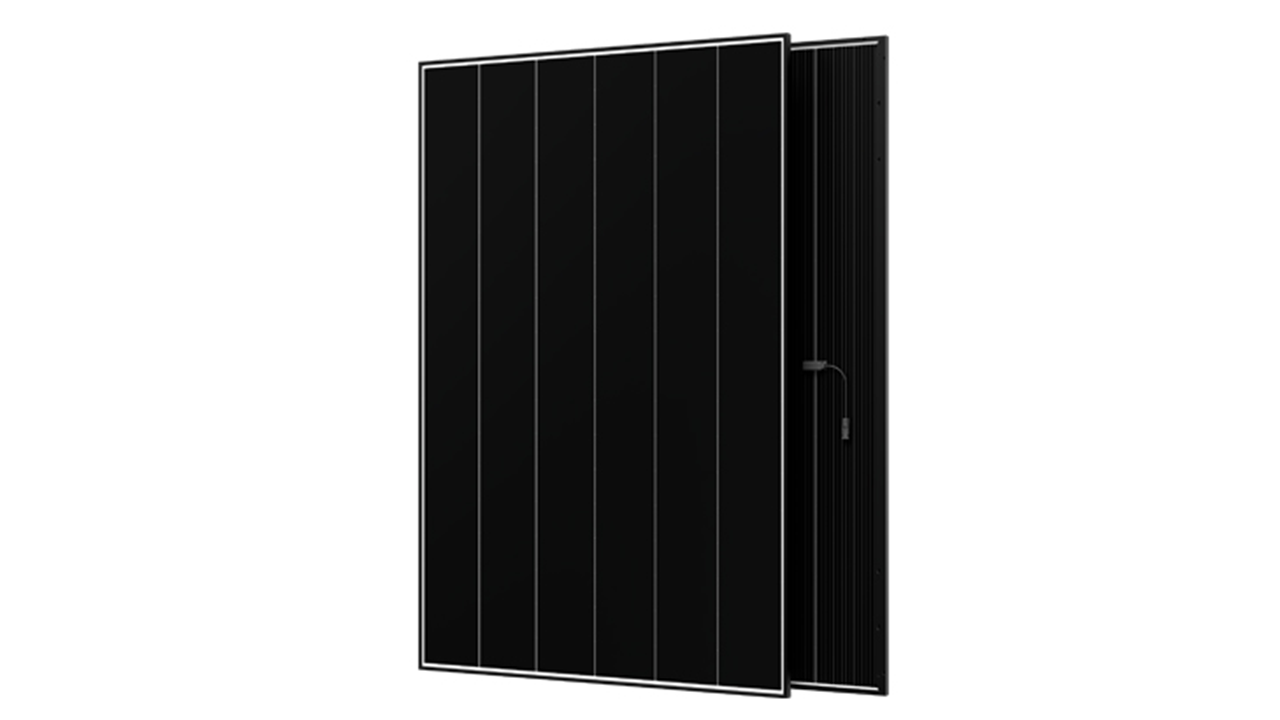 485W Aiko Neostar | 3P N-Type ABC | Single Glass Black Frame | Gen 3 | Cell-Level optimisation | Micro-crack resistant | Monocrystalline solar panel
