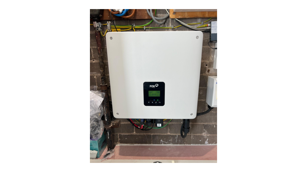 Fox ESS 6kW Hybrid | 2 X 10.24kWh EP11 batteries | M34 2WA