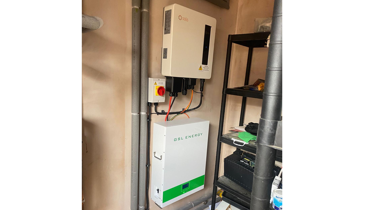 2.8kW | 470W AIKO Solar Panel | 1 x GSL 5.12kWh battery | E4 7LG