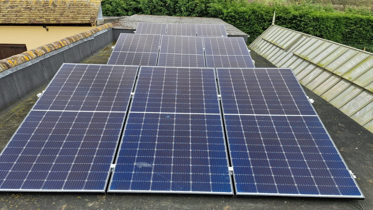 Rooftop solar panel array installation