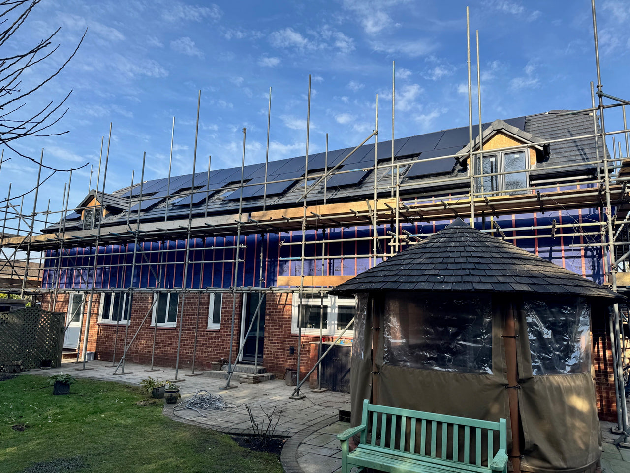 10.7kW 510W AIKO solar panels installed on a residential roof in Wellingborough.